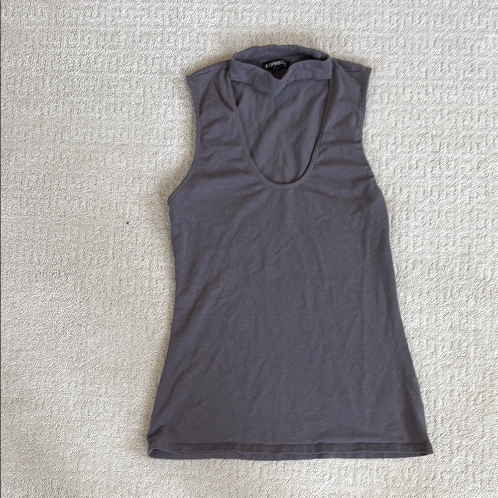 Women's Tank Tops Bundle - Picture 9 of 9